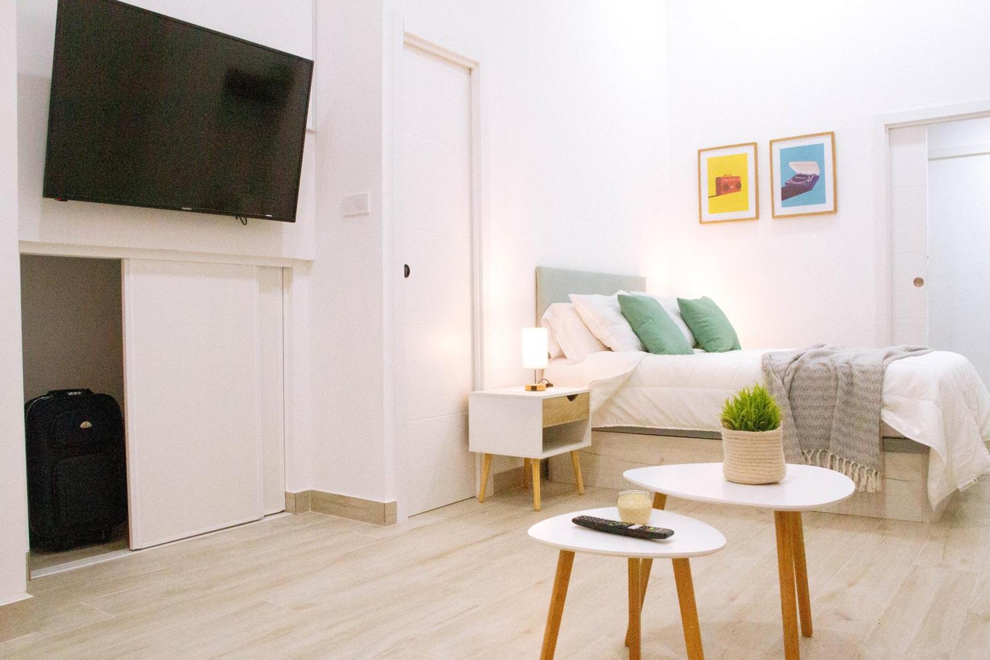 La Brisa Lofts *